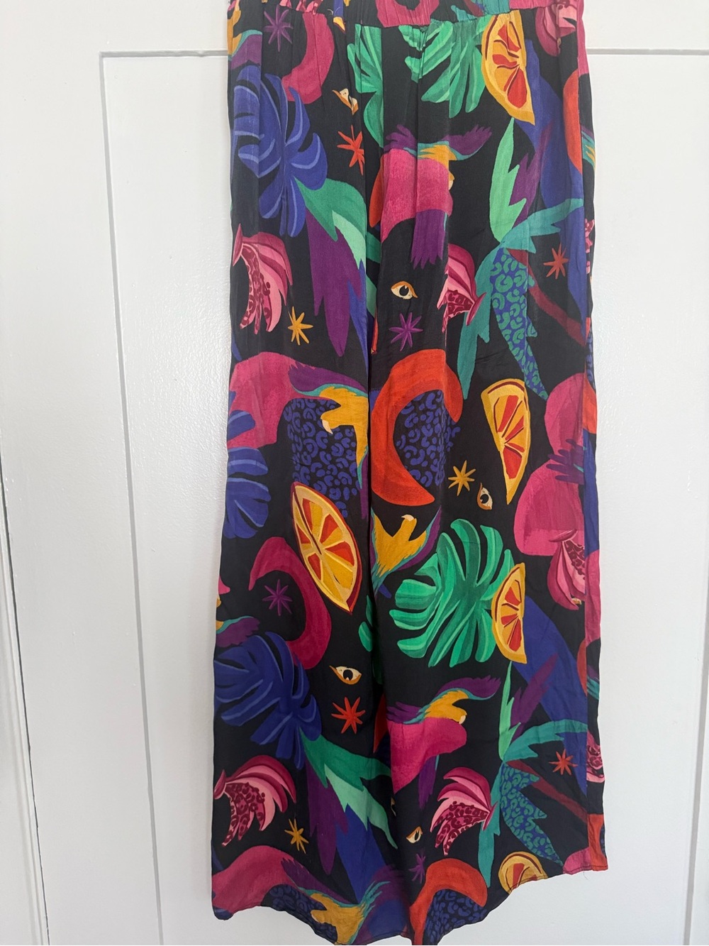FARM Rio Black Wide-Leg Pants with Multicolor Tropical Print - Picture 4 of 7